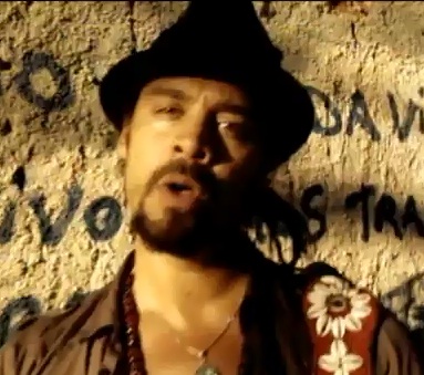 Michael Franti & Spearhead - "Say Hey (I Love You)"