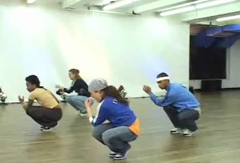 Learn to Breakdance - "Freezes"