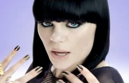 Jessie J – “Price Tag”