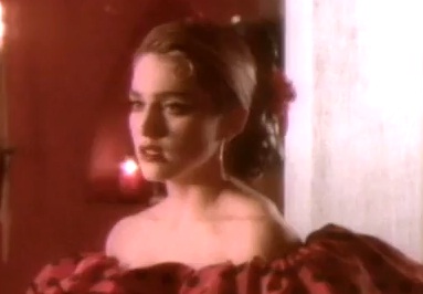 Madonna – “La Isla Bonita”