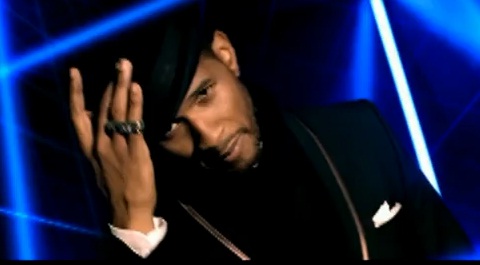 Usher - OMG ft. will.i.am