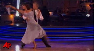 Jennifer Grey Named “Dancing with the Stars” Champ