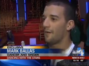 “Dancing with the Stars” Mark Ballas shows musical side