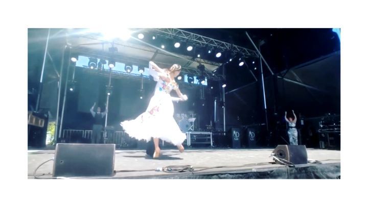 So wonderful that @soundofmusicfest featured Big Band, Ballroom & Latin Jazz Music and invited @danceScape to inspire attendees at TD Main Stage to #Foxtrot, #Swing/#Jive.
danceScape featured current Canadian Professional Ballroom Champions, Patrick Rucinski & Tatiana in a fun #quickstep through the ages.
And then feature artist, @MattDusk hit the stage and performed Sinatra and other Swing music favourites.
Another fun danceScape feature presentation working with the team from Kristina Kulikova. Thanks for helping to inspire the world to move to music.
Stay tuned for more Video and Photo highlights.