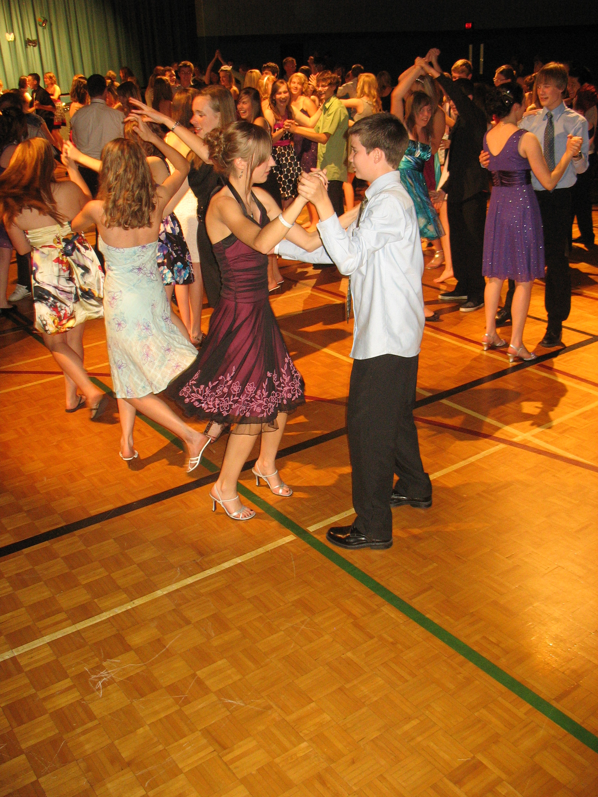 danceScape School & Youth/Teen Programs - Ballroom Dancing, Latin/Salsa, Jive/Swing, danceTONE