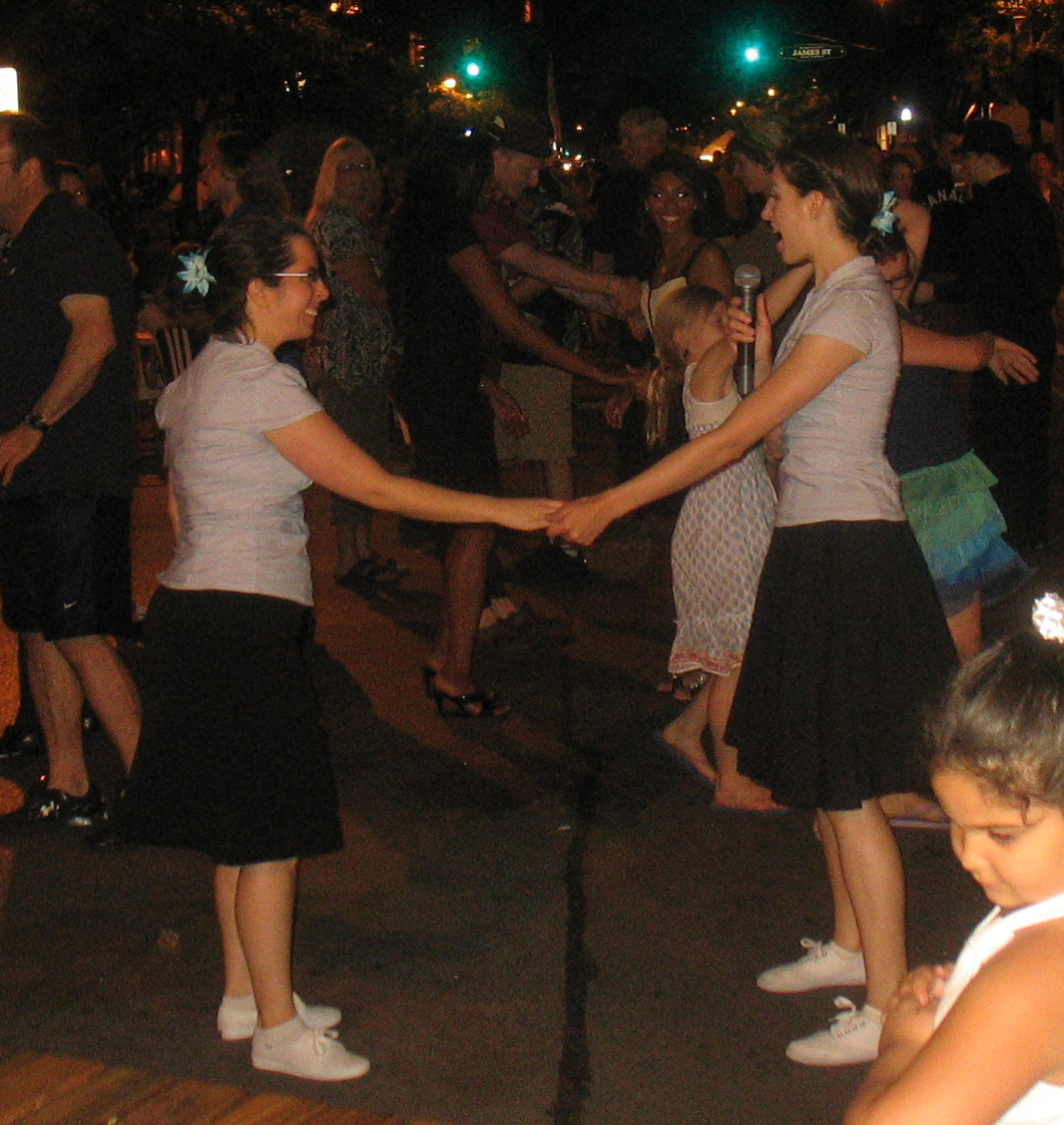 danceScape @ Burlington Sound of Music Festival – Lindy Hop Swing Dance Lesson with Erika & Hammer Hoppers (Saturday)