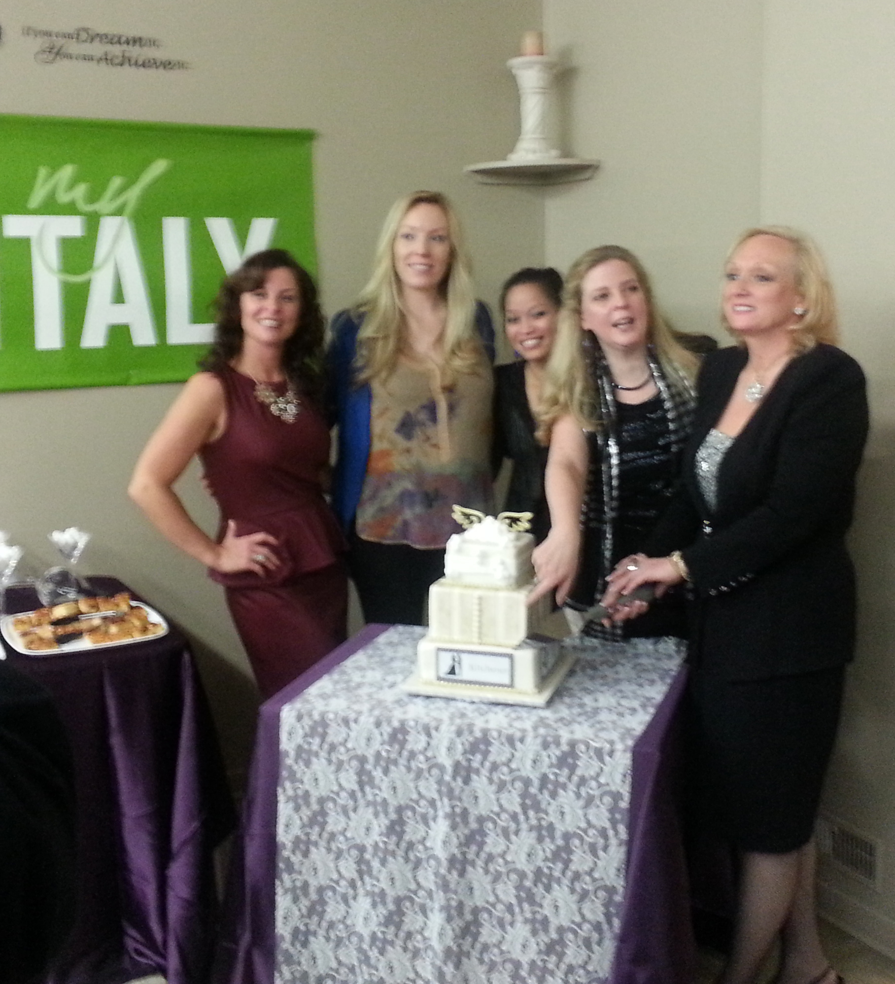 Wedding Saviours Launch with Jane Dayus-Hinch, host of Wedding SOS & Brenda Holdsworth, CWO 